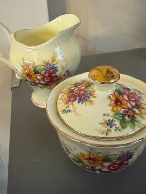 Vtg Royal Stuart Spencer Stevenson China Creamer Pitcher & Sugar Bowl England